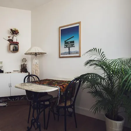 Splendid Cosy With Balcony Apartamento *