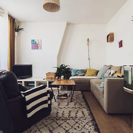 Splendid Cosy With Balcony * París